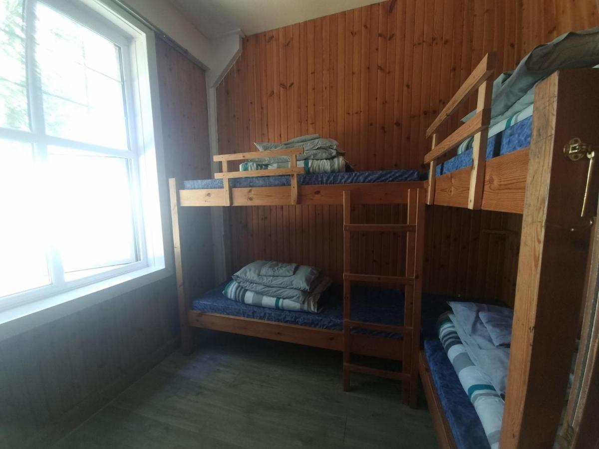 Blackwater Hostel Кинлохливен Экстерьер фото